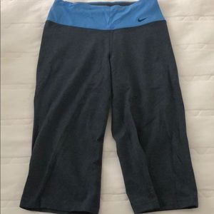 short nike yoga pants